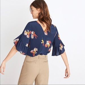 Madewell cactus blossom top 100% silk